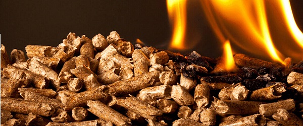 spalanie biomasy peletu